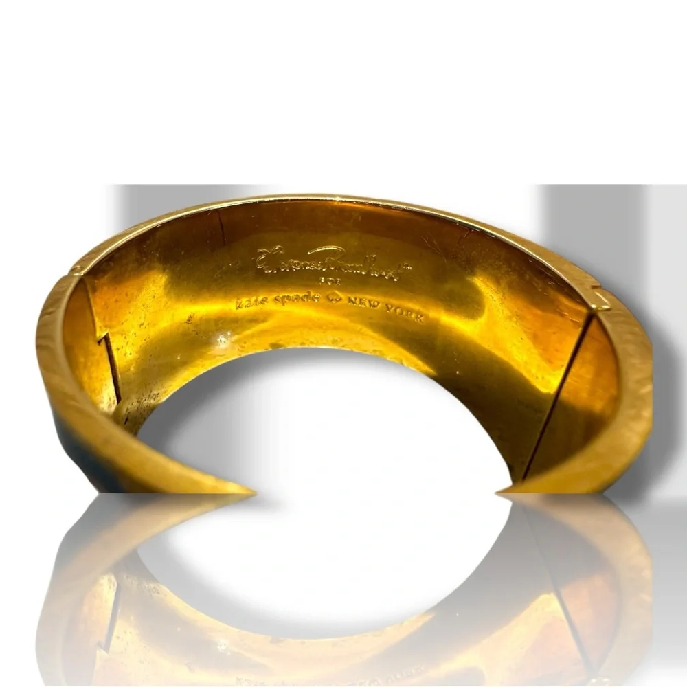 Kate Spade x Florence Broadhurst Enamel “Carry The Torch” hinged idiom bangle - Picture 7 of 7